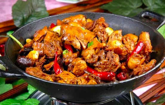 “黄焖鸡米饭”凭什么快速赶超“沙县小吃”