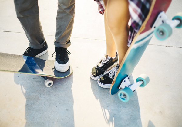 How should we learn to skateboard?