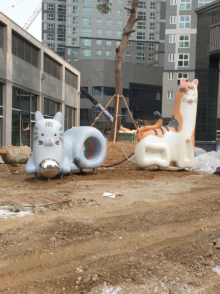 韩国不锈钢城市雕塑