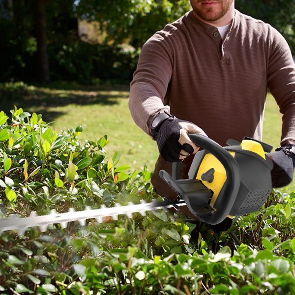HEDGE TRIMMER 