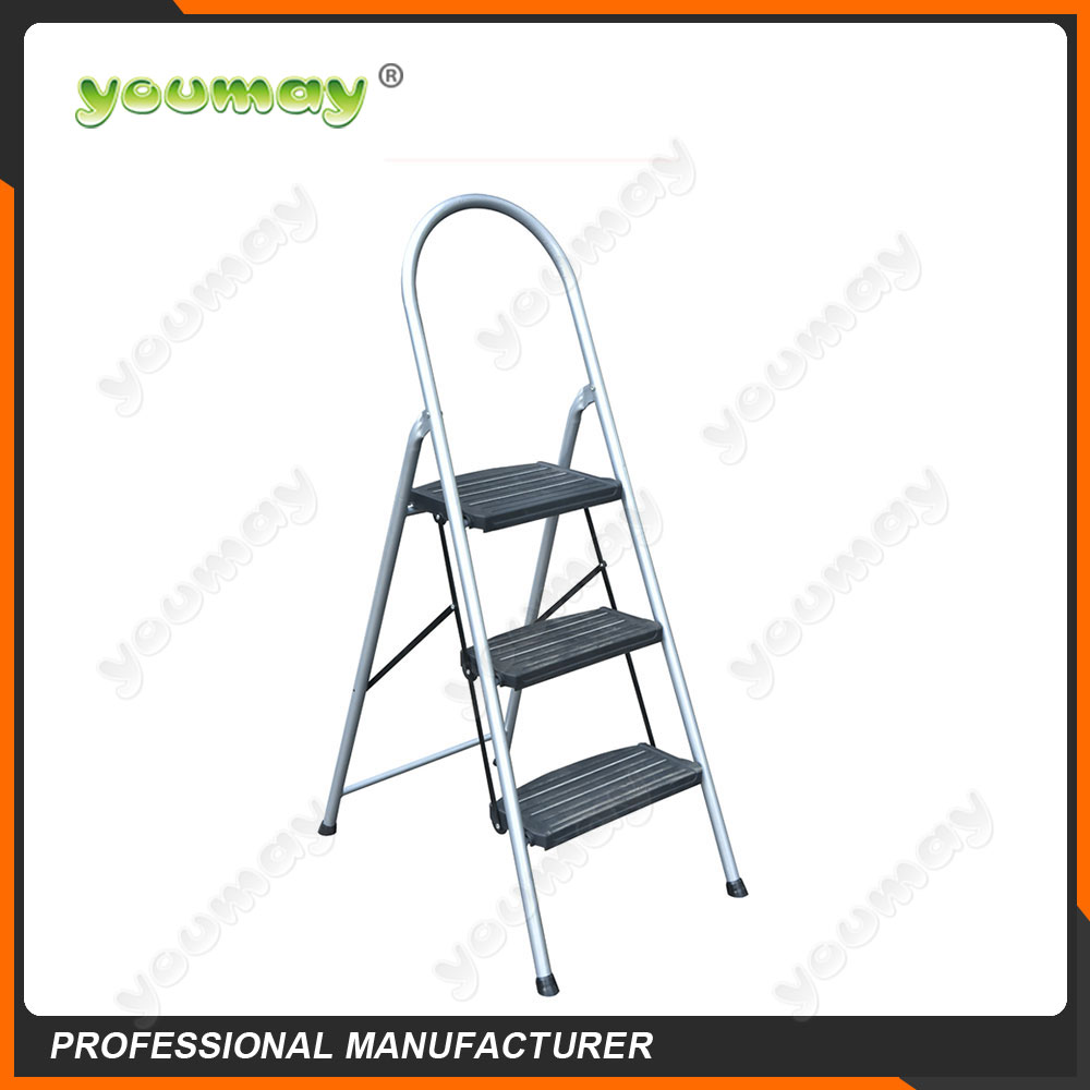 Folding step ladders