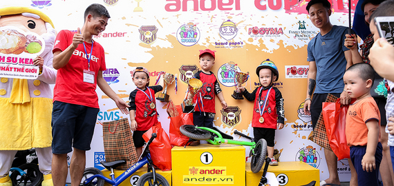 ANDER CUP9