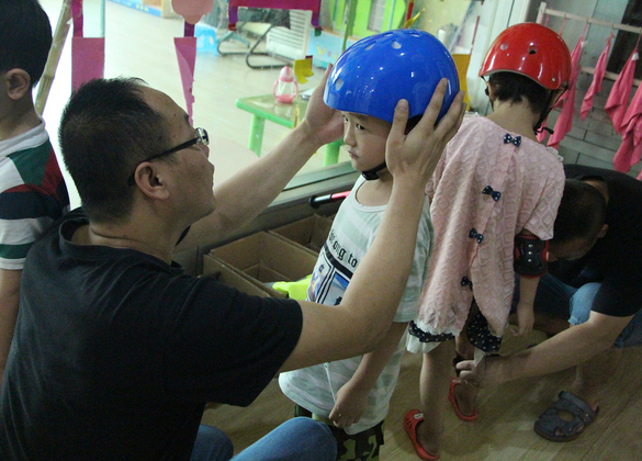 ANDER CHARITY2