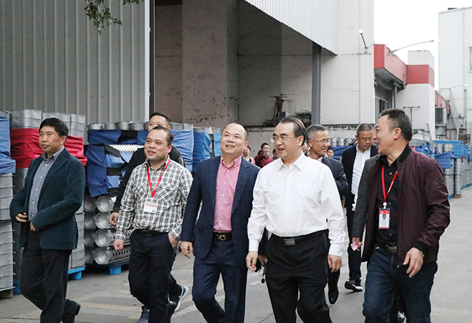 Leaders from various counties and cities in Lishui visited the Tian Xi group.
