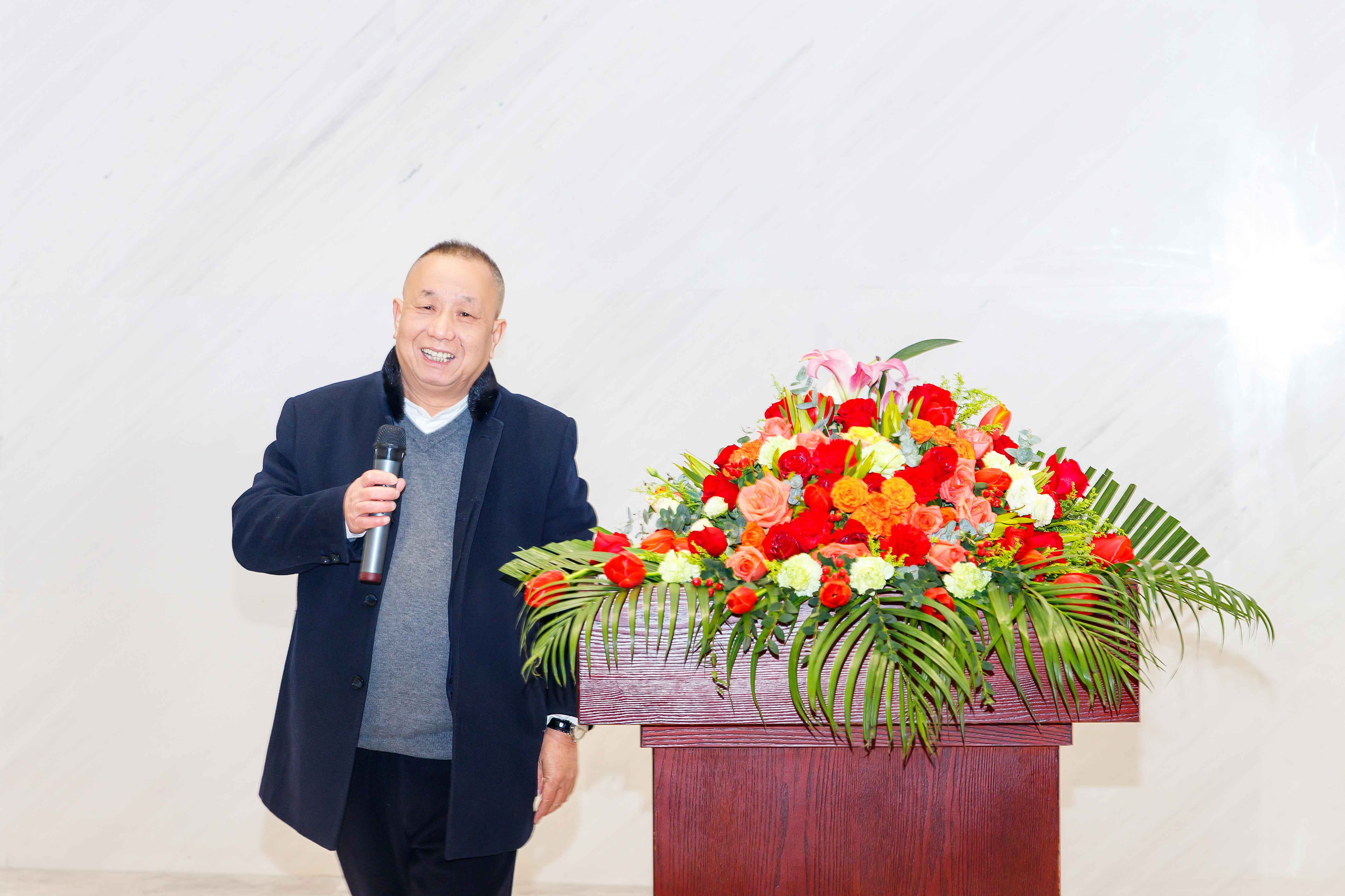 集團董事長呂天喜在研究院大樓啟用儀式上講話.jpg