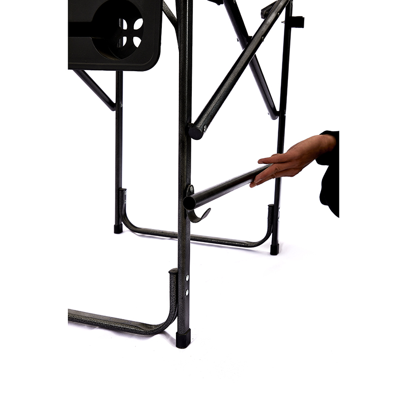 Director chair+table board