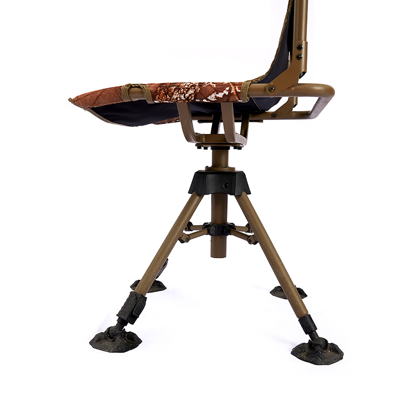 Four corner swivel chair
