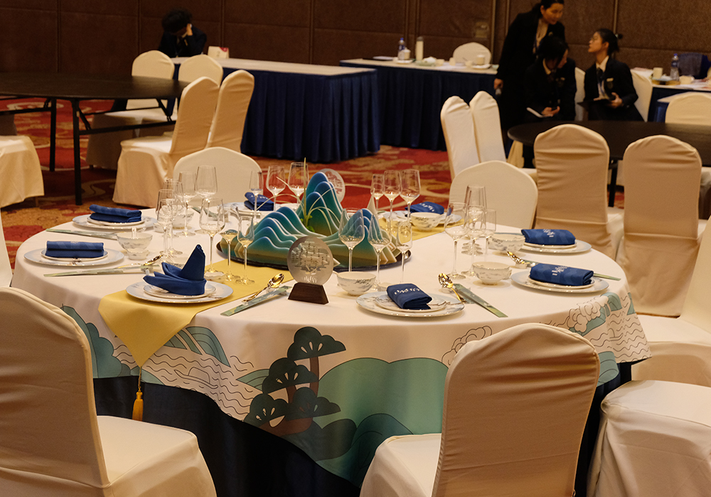 选自2019年浙江旅游饭店业技能大赛《山水有音》浙江宾馆 