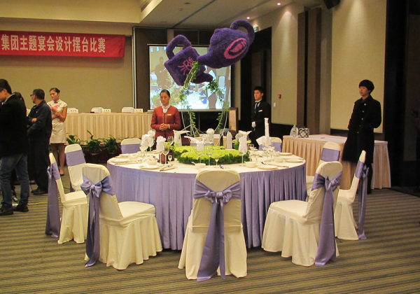 2011君澜集团内部比赛，曾以茶壶过高不安全而略受争议 