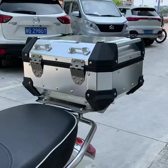 28L.jpg