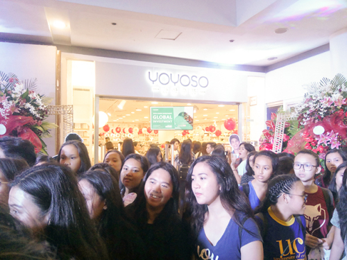 YOYOSO韩尚优品菲律宾宿务一店盛大开业，粉丝如潮，人气爆棚！