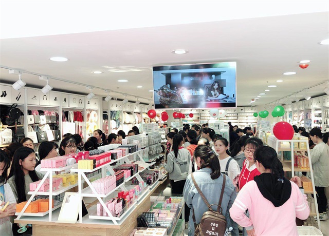 韩尚商学院：开一家快时尚百货10元连锁店是什么流程?