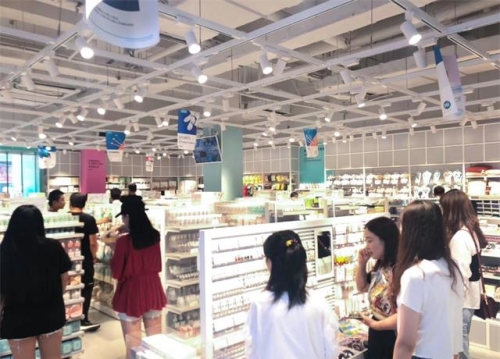 韓尚商學院：開一家十元店的這樣的快時尚百貨店利潤有多大?