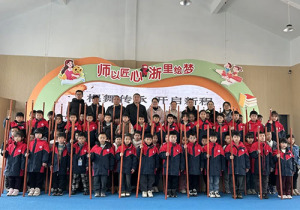 传承武术精神、东垄棍术进校园