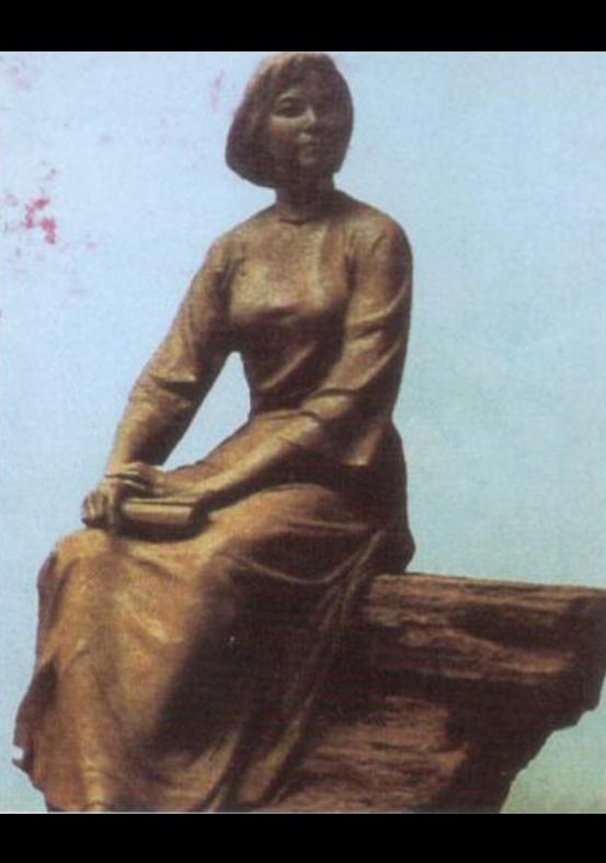 五四革命青年（中国石雕8-3）