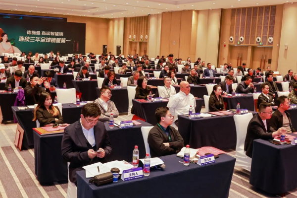 金凯德双获行业标准起草单位，以标准之力筑智慧人居新生态