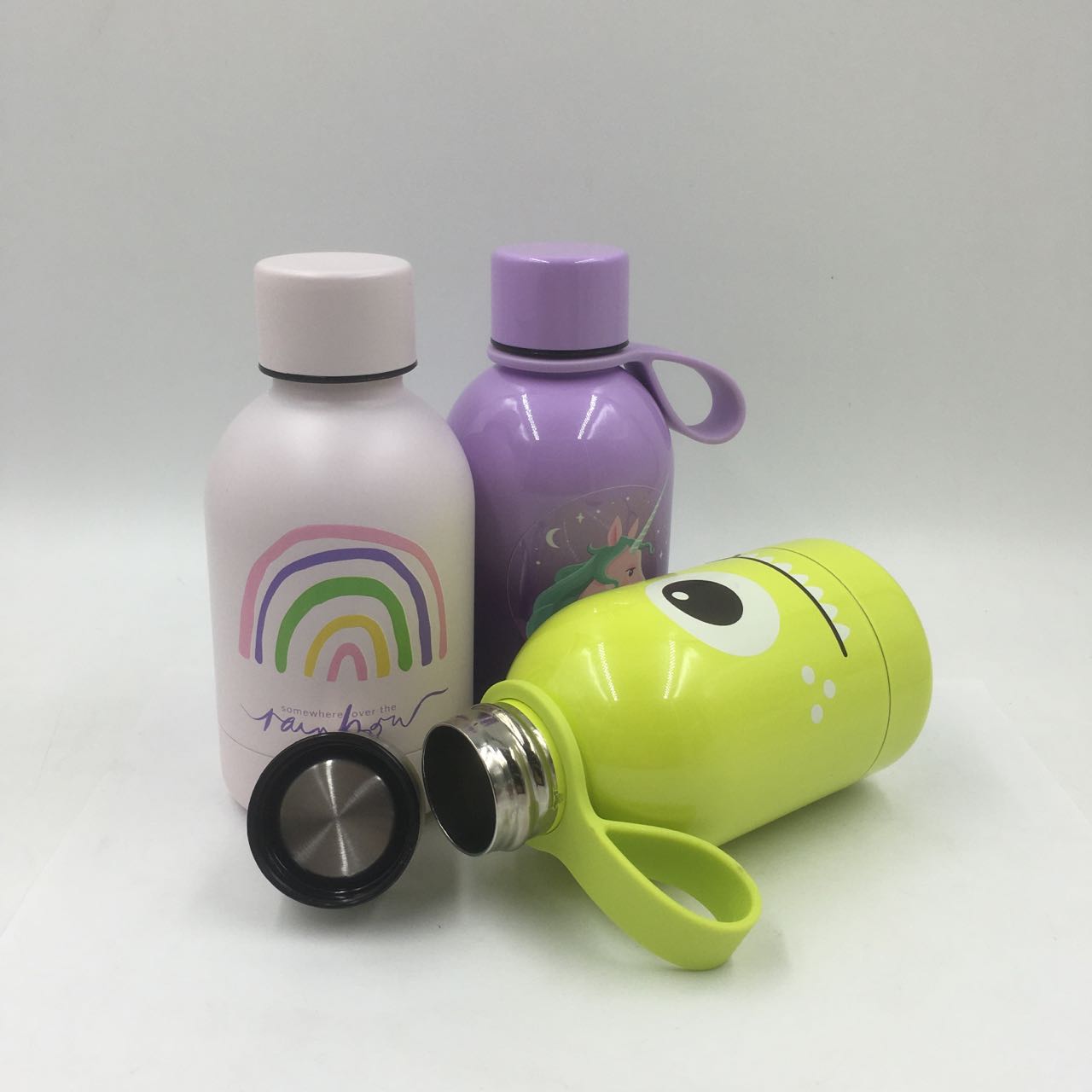 Cute small vacuum bottle with trap