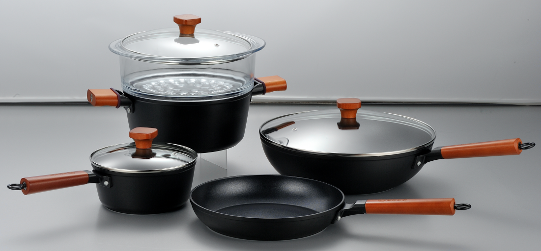 The invention of non stick pans