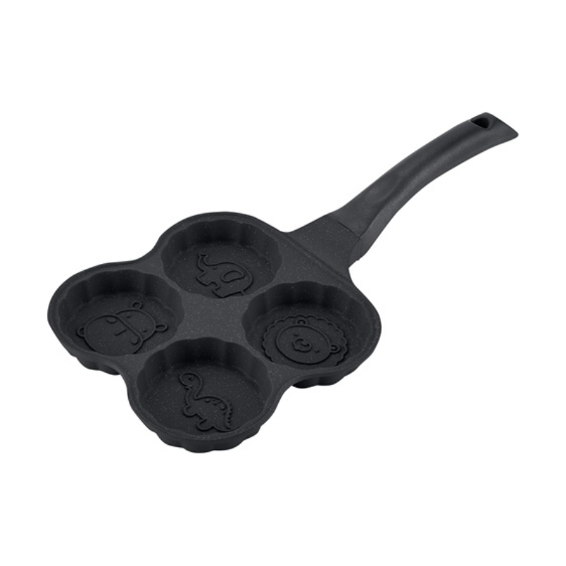 CUTE Cast Aluminium Breakfast pan with 4 holes 