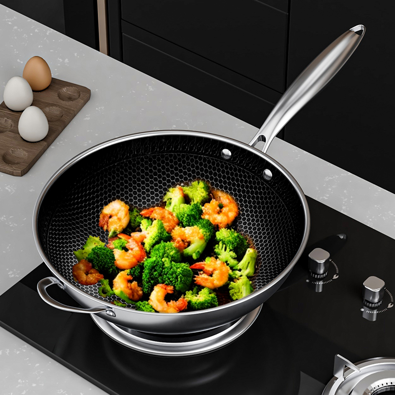 Wok With Cover