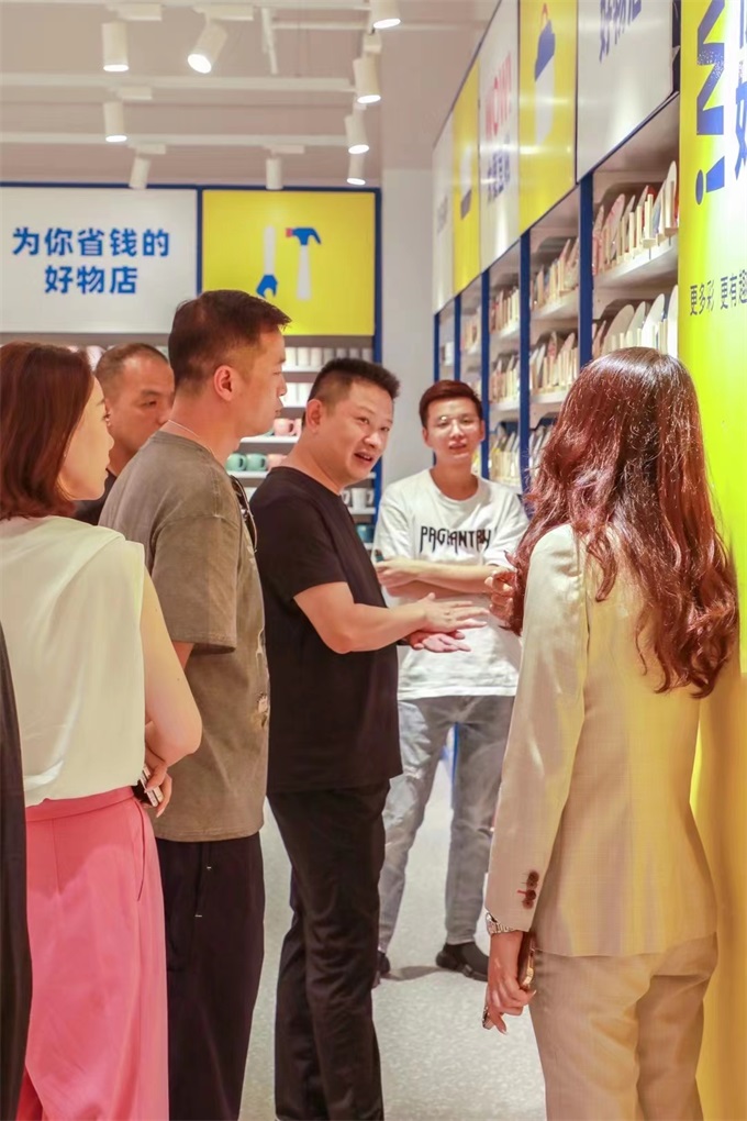2元店赚钱的秘密之薄利多销的创业方法！