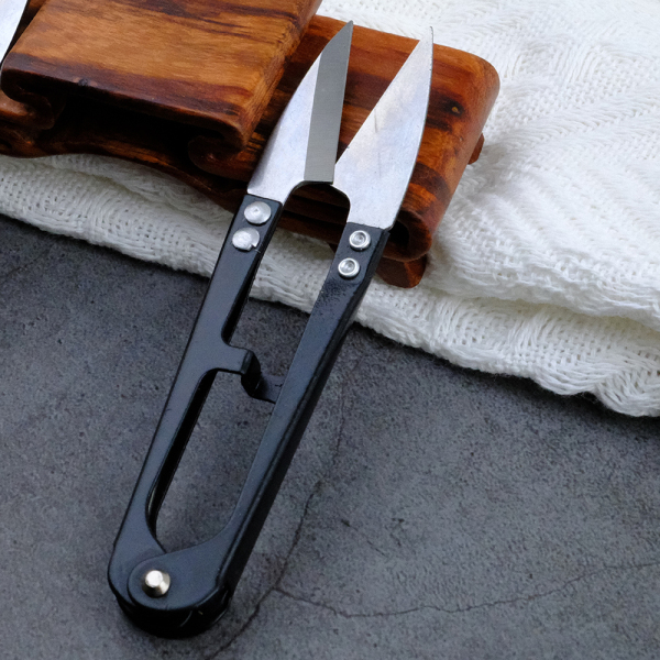 Wordless Small Yarn Scissors
