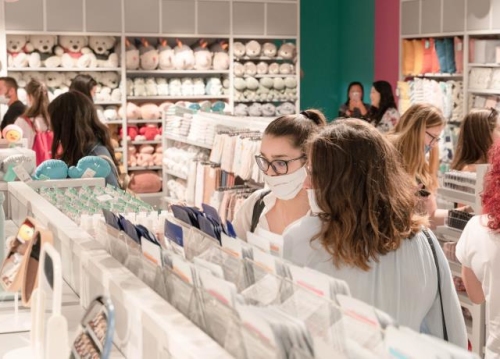 韩尚商学院：更好的经营快时尚百货店，如何吸引年轻消费者?